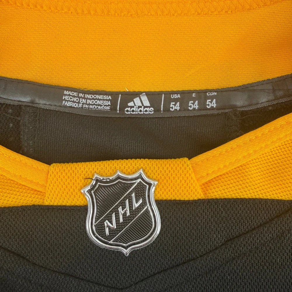 Adidas Boston Bruins Charlie Coyle 13 NHL Hockey Jersey Mens 54 Black Gold